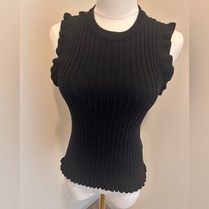 MINE sleeveless sweater